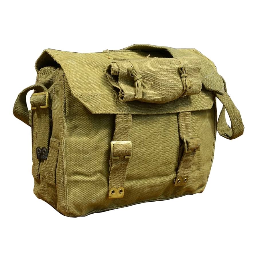 肩掛けバックとキャップ(米軍放出品) 楽天市場】アメリカ軍放出品 カーゴバッグ M-1945 帆布 [ 可
